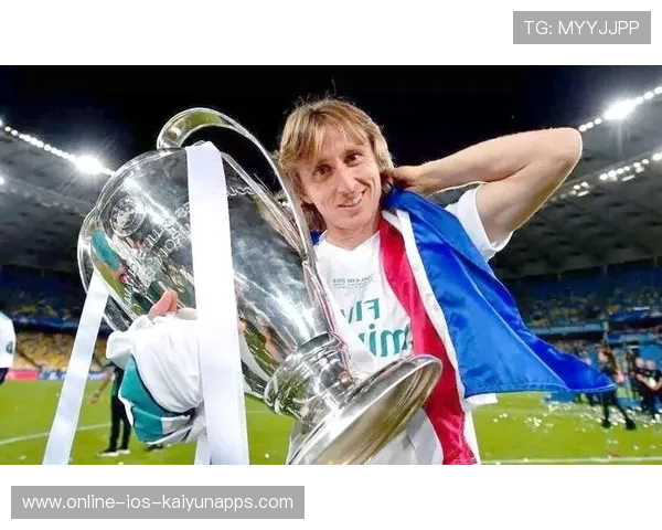 克罗地亚以心灵与经验赢得尊重，莫德里奇成传奇收官